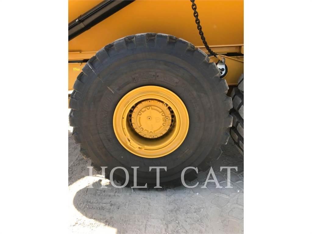 CAT 745 Karjeriniai savivarčiai