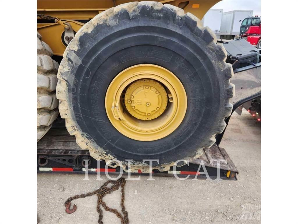 CAT 745 Karjeriniai savivarčiai