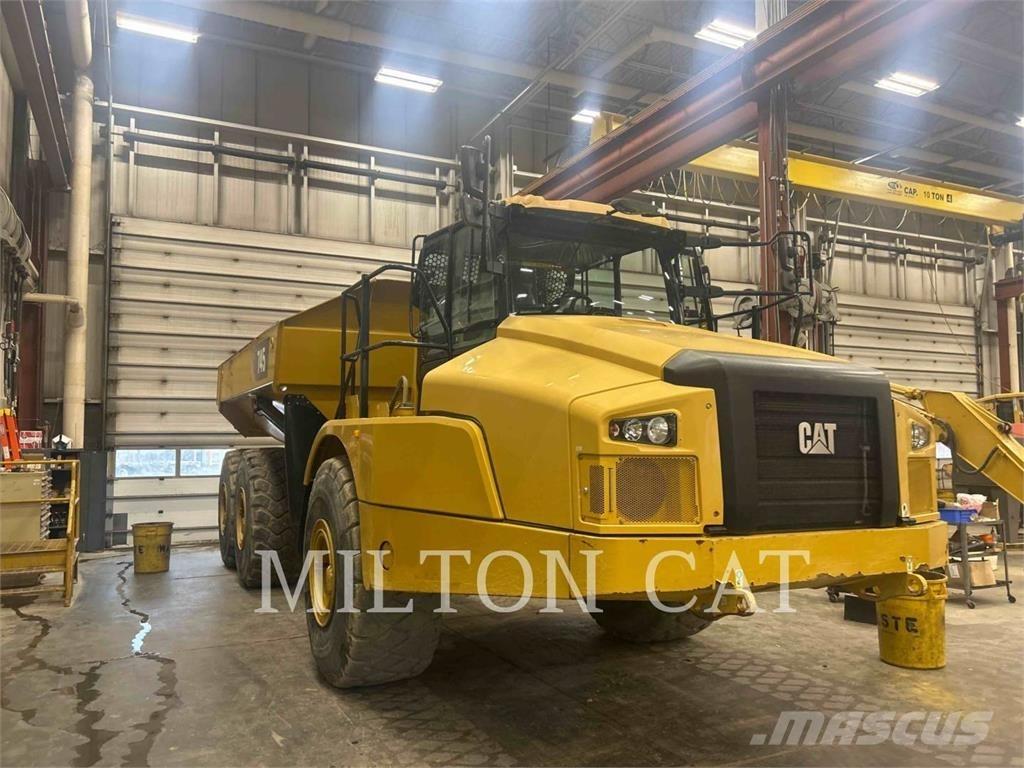 CAT 745 Karjeriniai savivarčiai