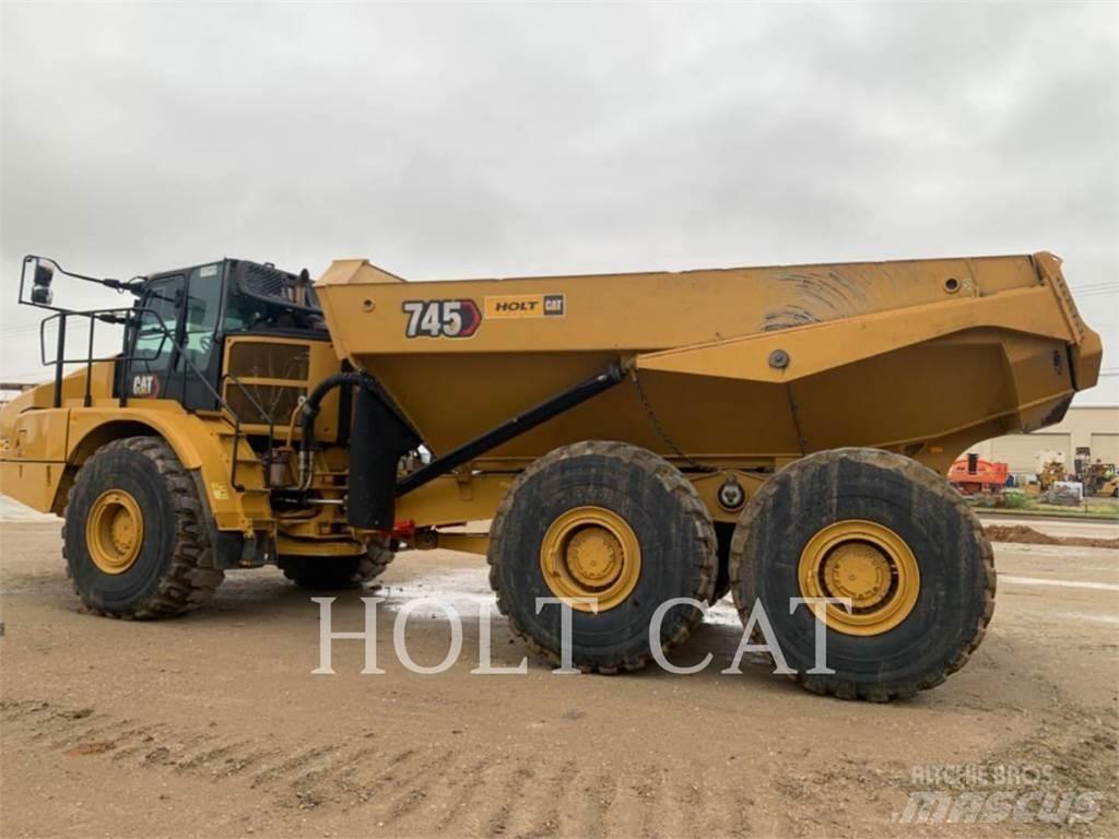 CAT 745 Karjeriniai savivarčiai