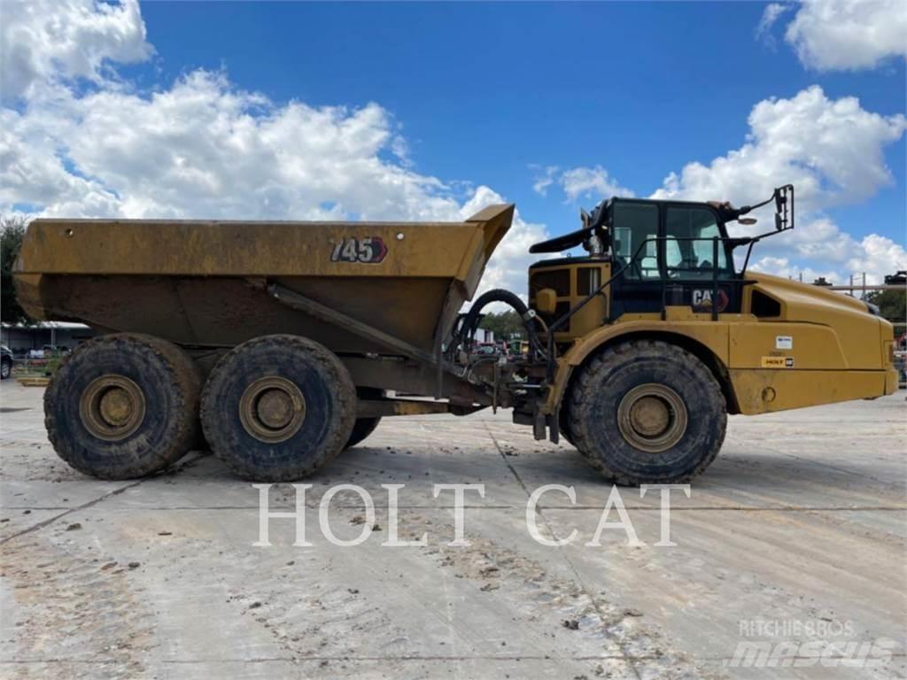 CAT 745 Karjeriniai savivarčiai