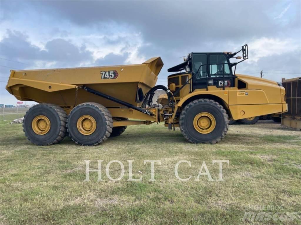 CAT 745 Karjeriniai savivarčiai