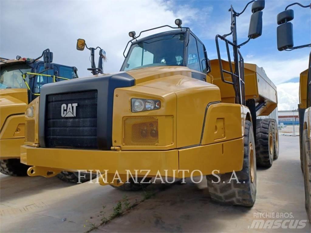 CAT 745 Karjeriniai savivarčiai