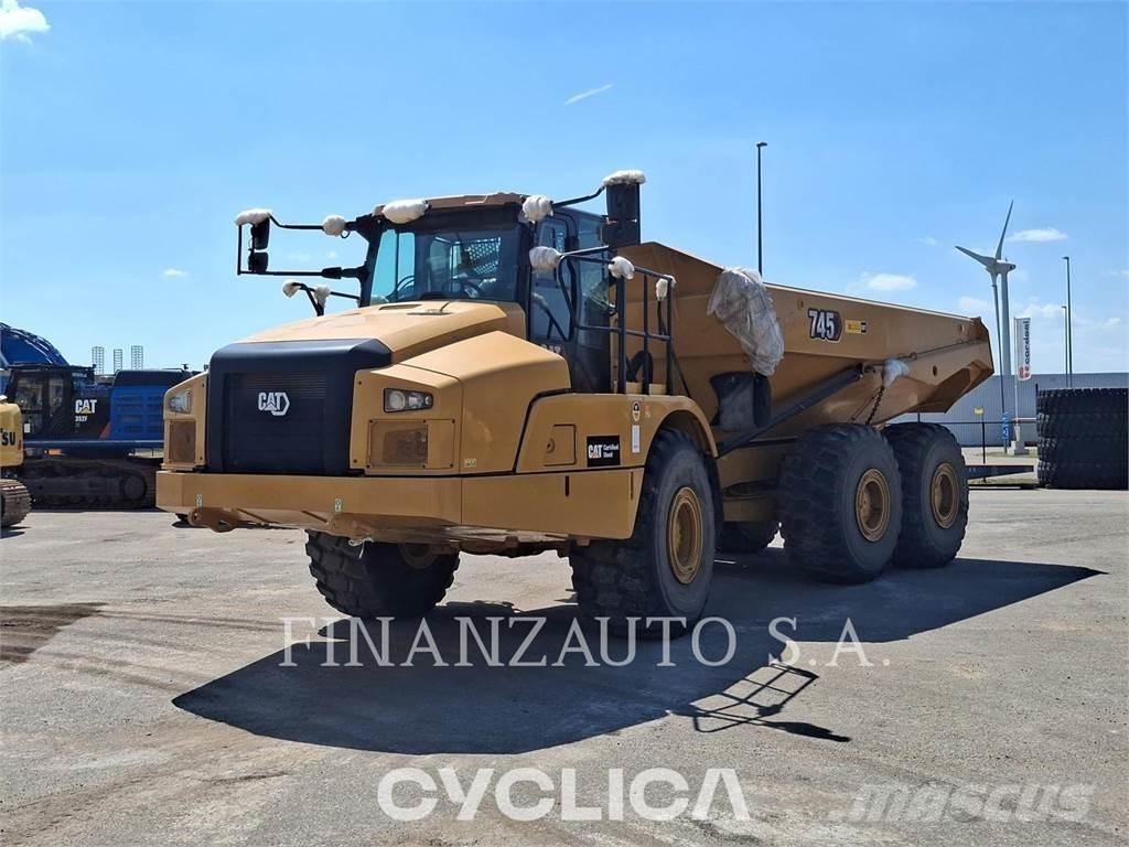 CAT 745 Karjeriniai savivarčiai