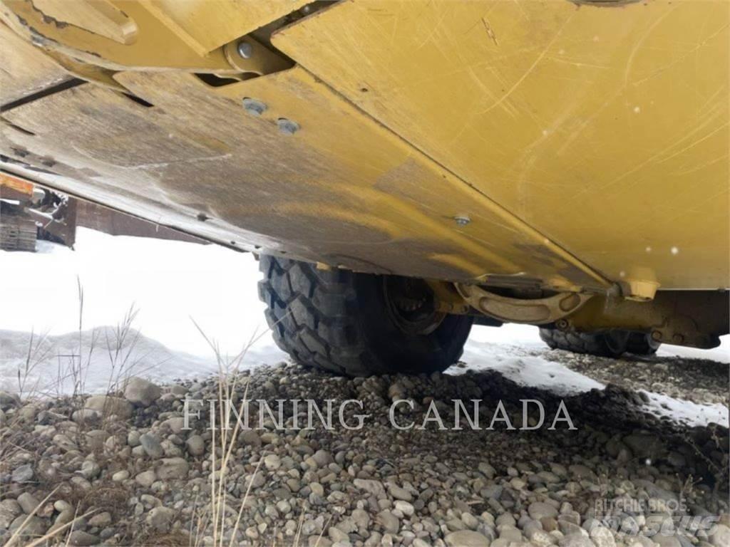 CAT 745 Karjeriniai savivarčiai