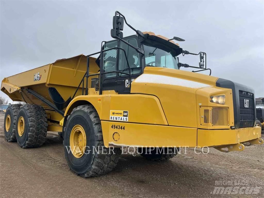 CAT 745 Karjeriniai savivarčiai