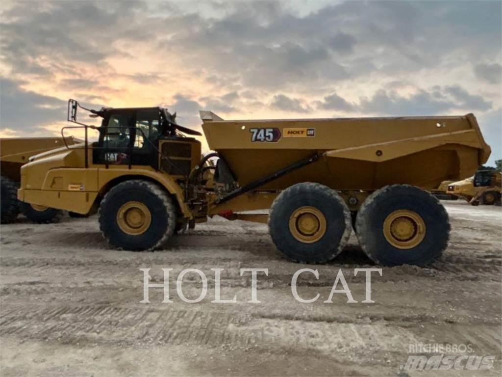 CAT 745 Karjeriniai savivarčiai