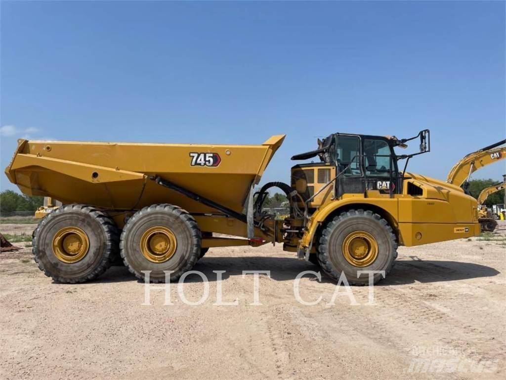 CAT 745 Karjeriniai savivarčiai