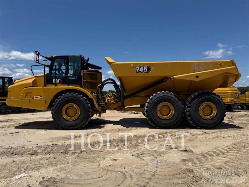 CAT 745 Karjeriniai savivarčiai