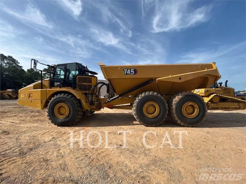 CAT 745 Karjeriniai savivarčiai