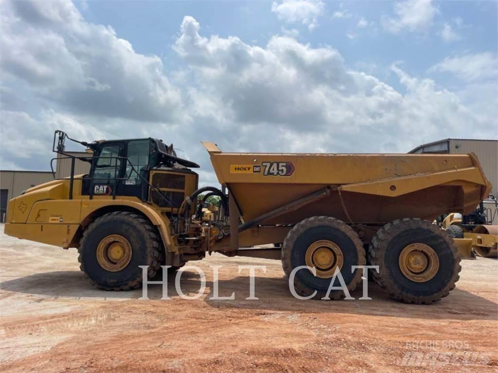CAT 745 Karjeriniai savivarčiai