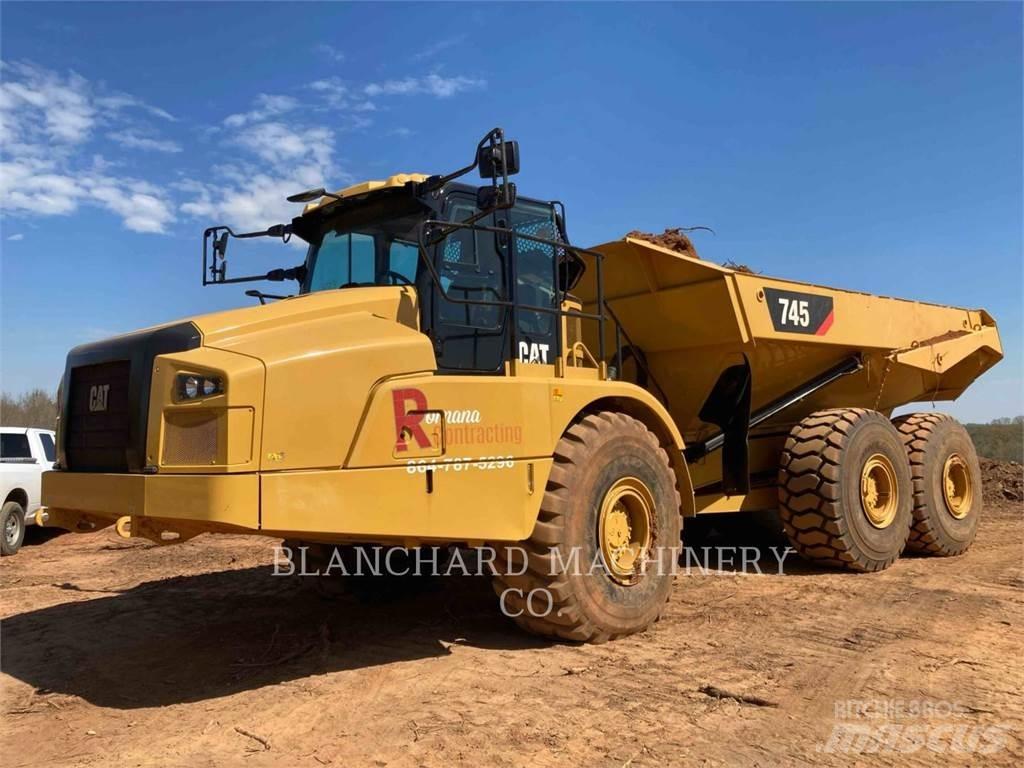 CAT 745 Karjeriniai savivarčiai