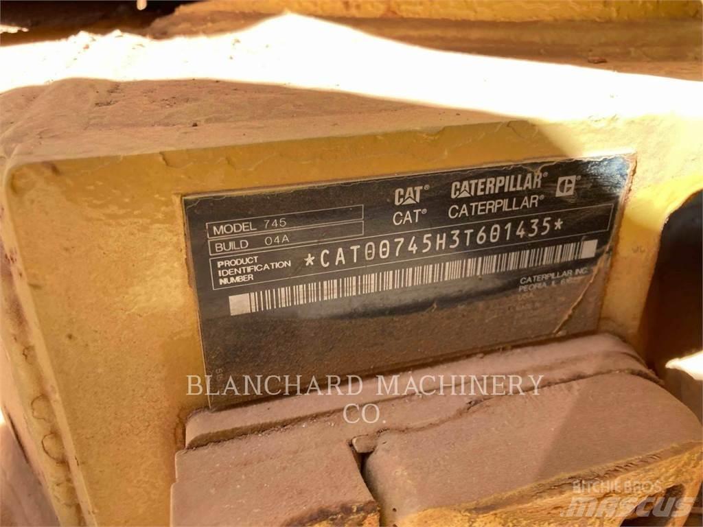 CAT 745 Karjeriniai savivarčiai