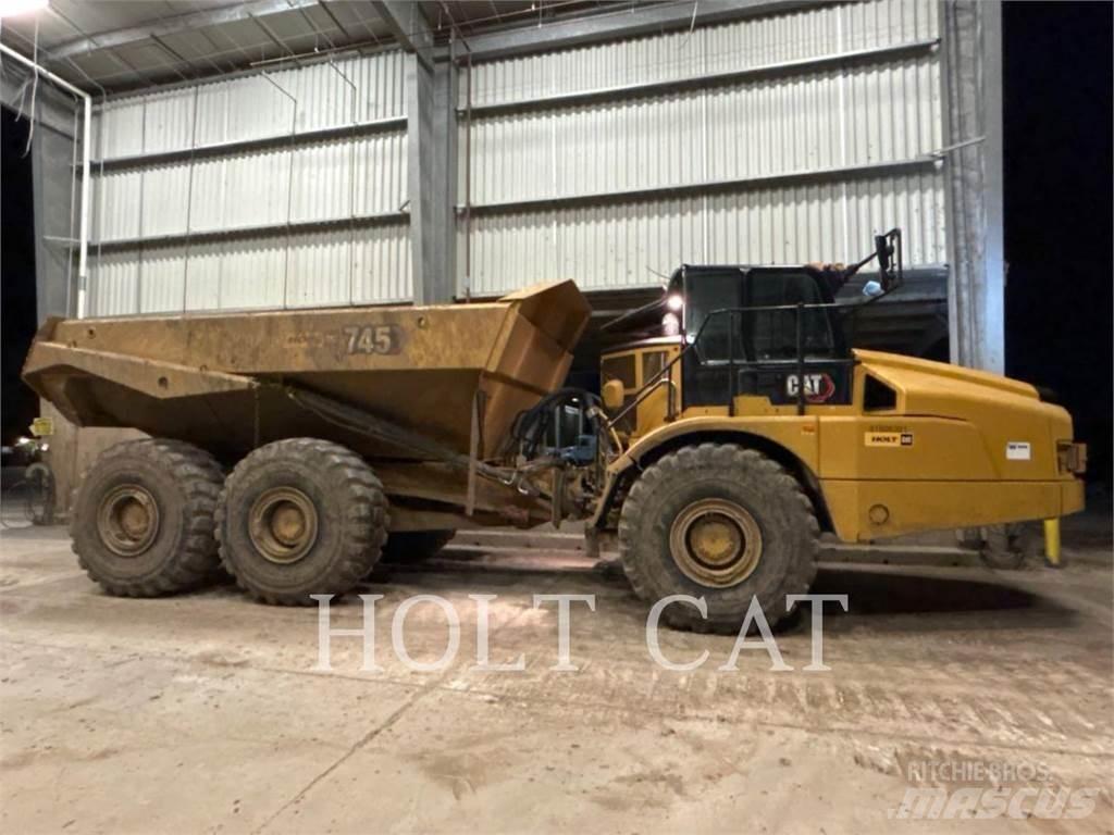 CAT 745 Karjeriniai savivarčiai
