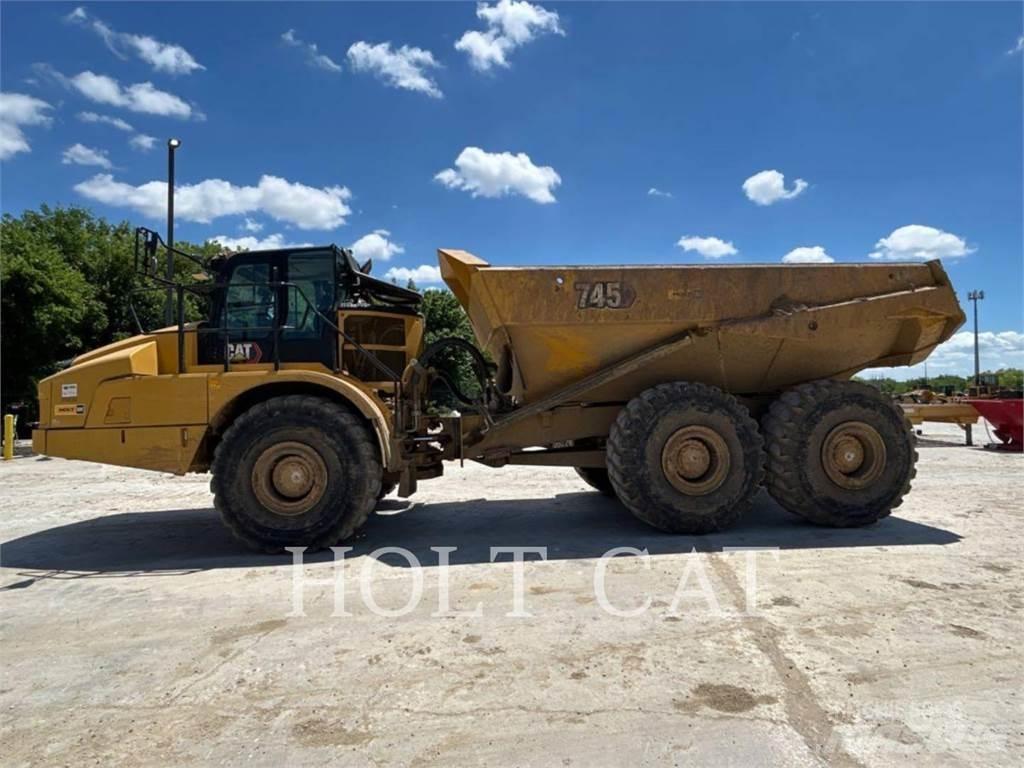 CAT 745 Karjeriniai savivarčiai
