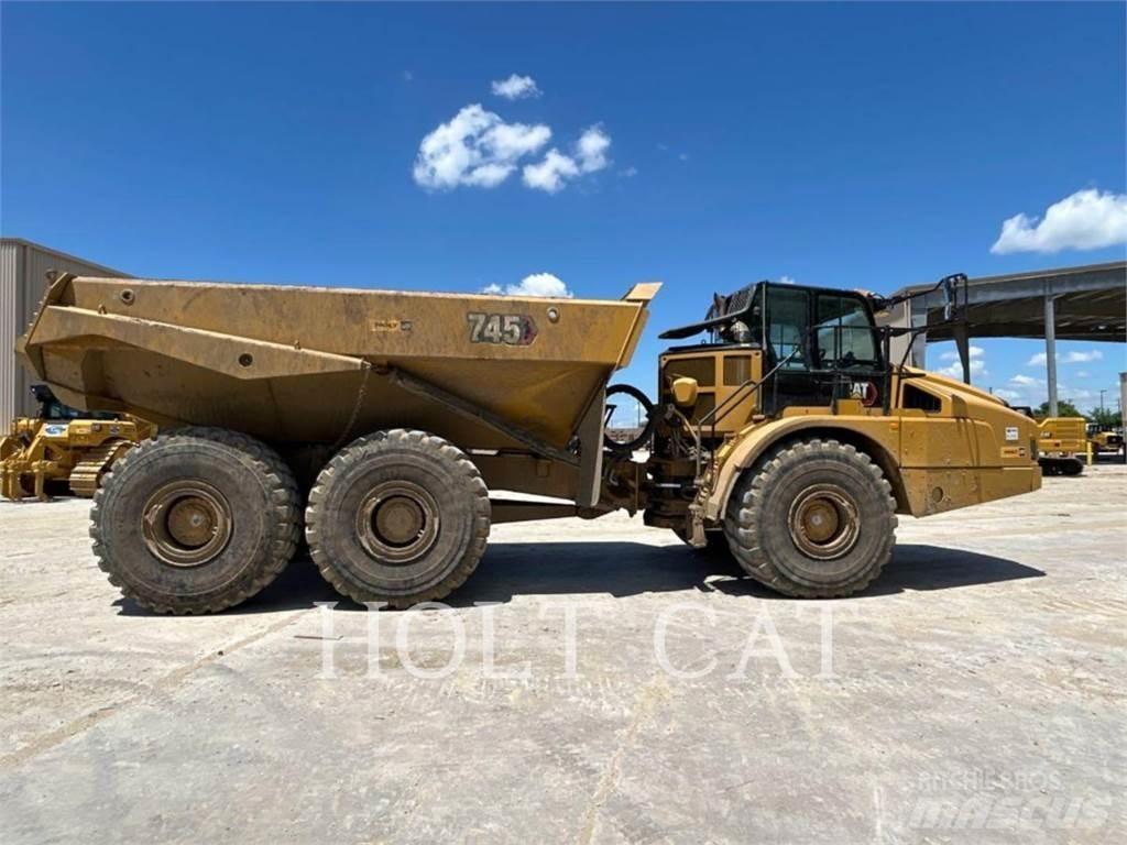 CAT 745 Karjeriniai savivarčiai