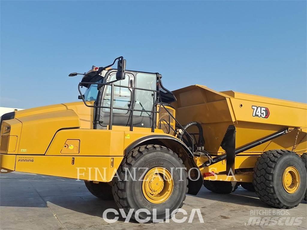CAT 745 Karjeriniai savivarčiai