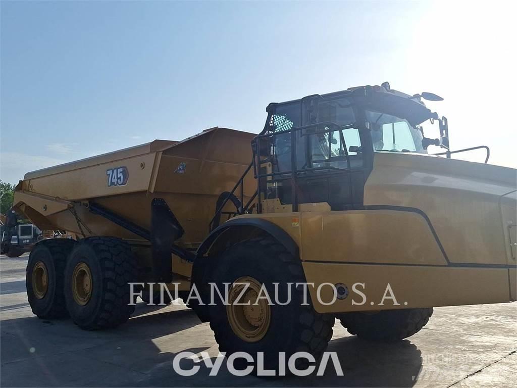 CAT 745 Karjeriniai savivarčiai