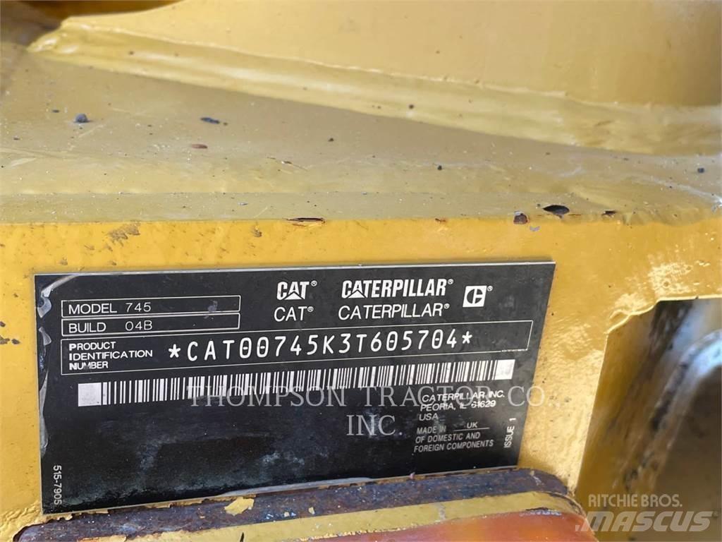 CAT 745 Karjeriniai savivarčiai