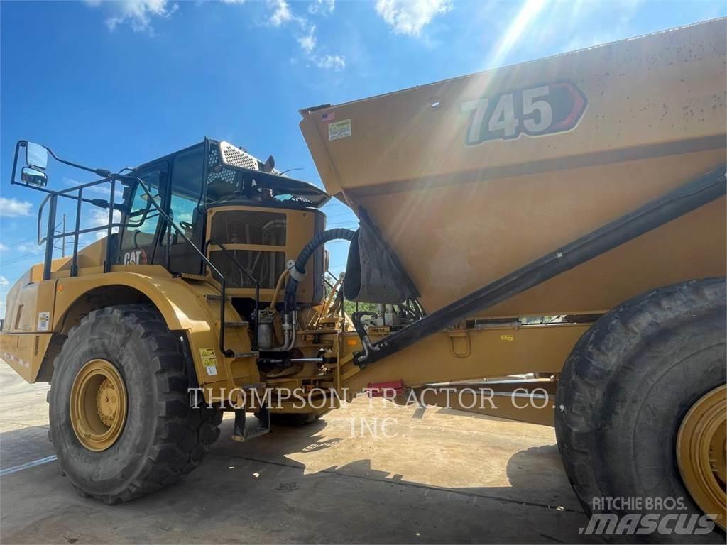 CAT 745 Karjeriniai savivarčiai