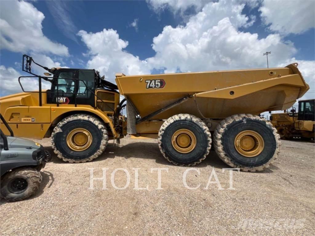 CAT 745 Karjeriniai savivarčiai