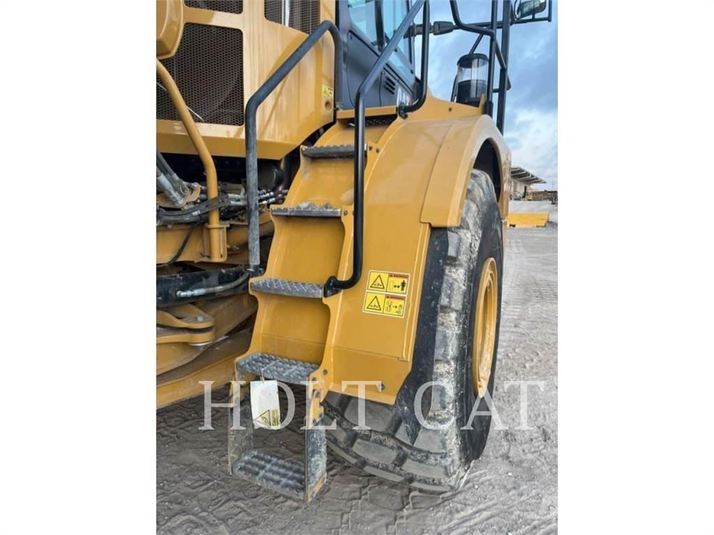 CAT 745 Karjeriniai savivarčiai