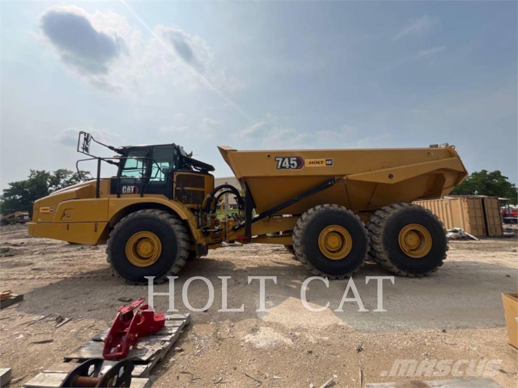 CAT 745 Karjeriniai savivarčiai