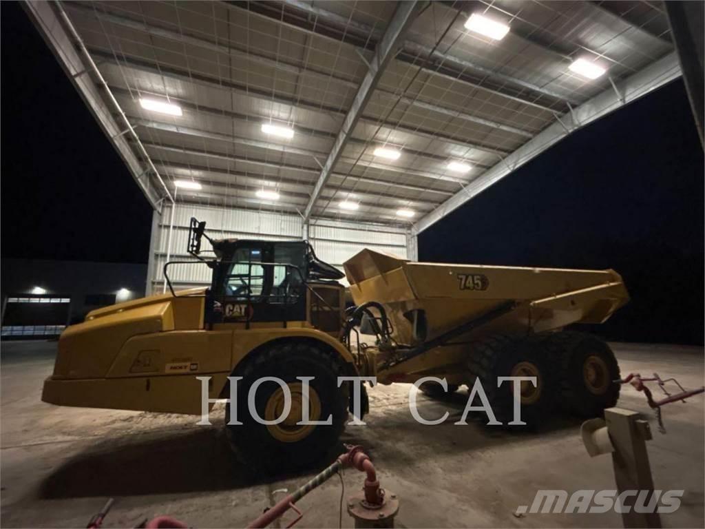 CAT 745 Karjeriniai savivarčiai