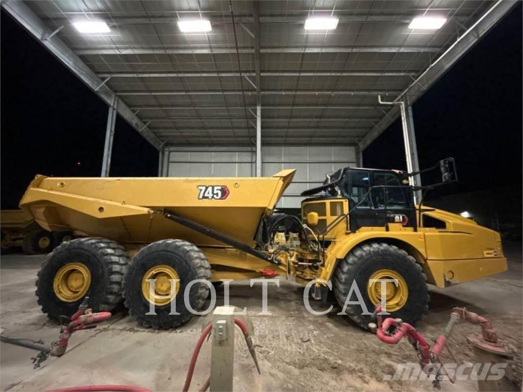 CAT 745 Karjeriniai savivarčiai