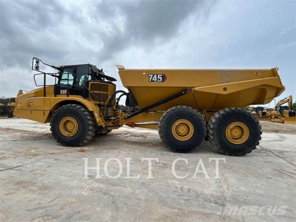 CAT 745 Karjeriniai savivarčiai