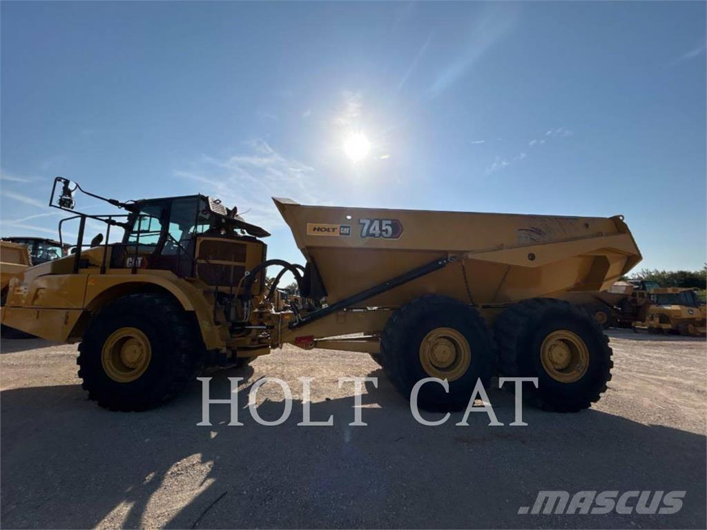 CAT 745 Karjeriniai savivarčiai
