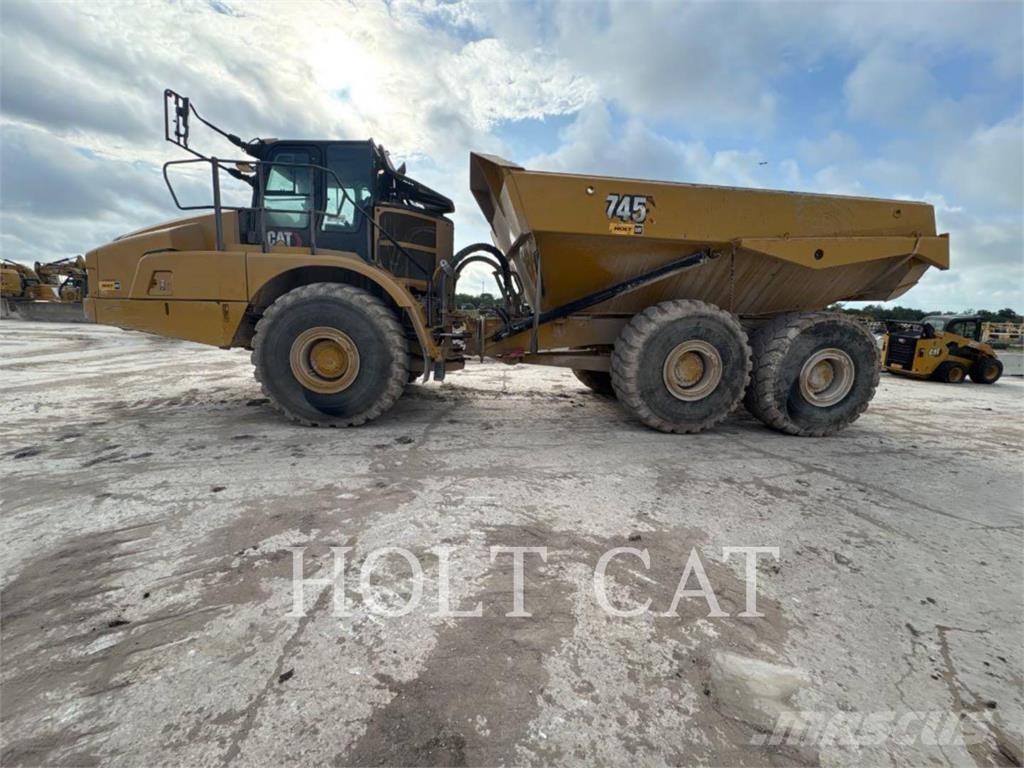 CAT 745 Karjeriniai savivarčiai
