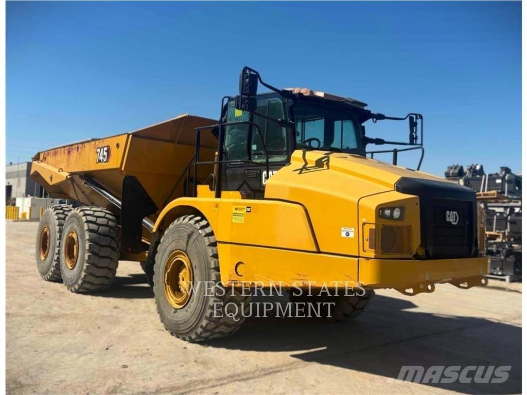 CAT 745 Karjeriniai savivarčiai