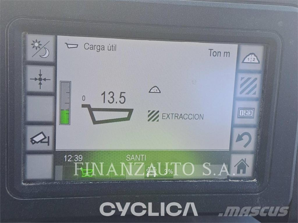 CAT 745 Karjeriniai savivarčiai