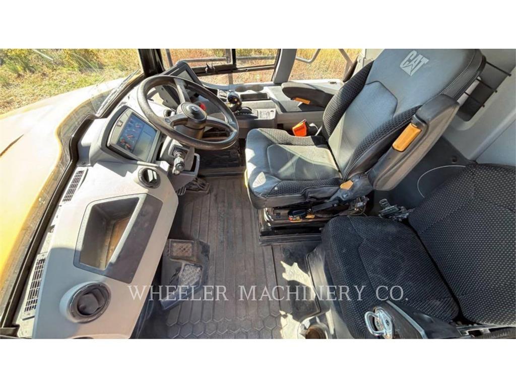 CAT 745 Karjeriniai savivarčiai