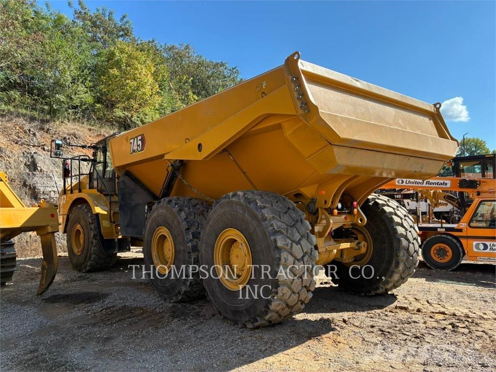 CAT 745 Karjeriniai savivarčiai