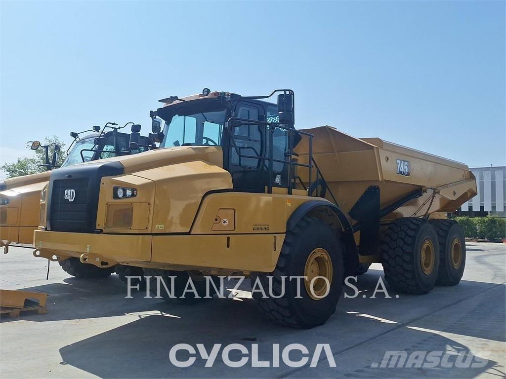 CAT 745 Karjeriniai savivarčiai