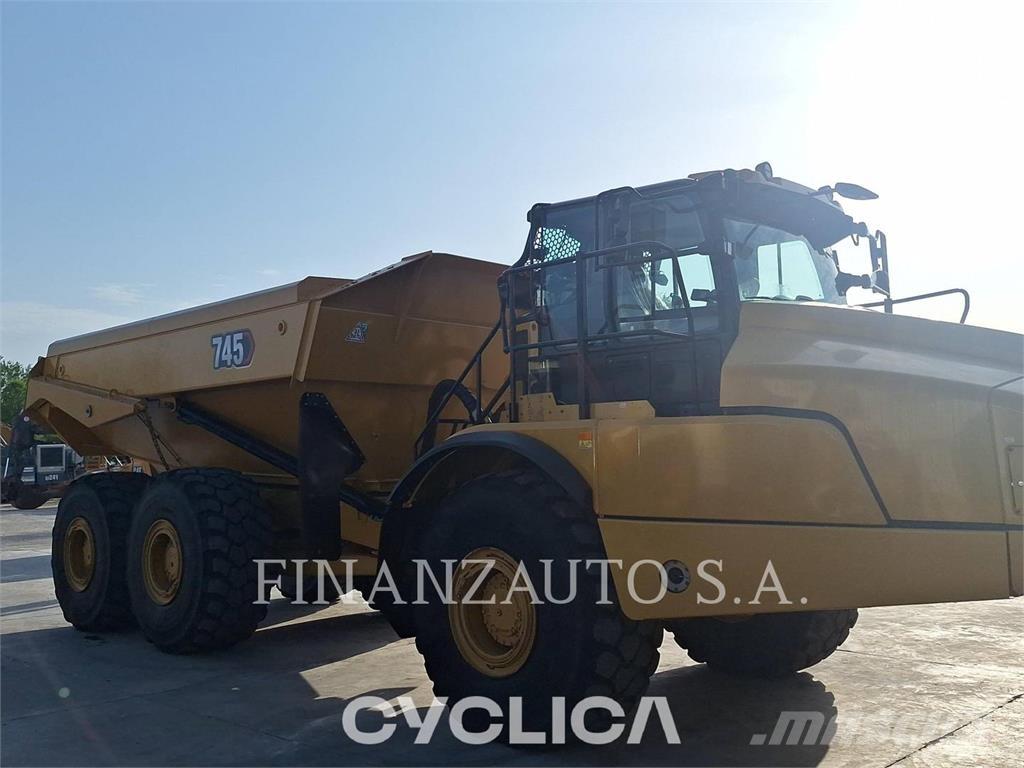 CAT 745 Karjeriniai savivarčiai