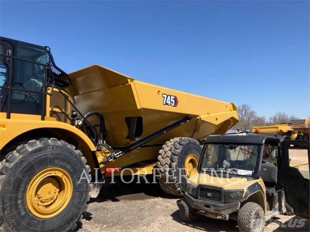 CAT 745-04 Karjeriniai savivarčiai