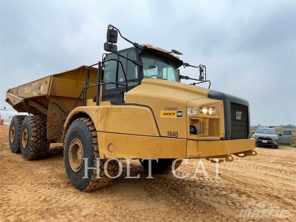 CAT 745-04 Karjeriniai savivarčiai