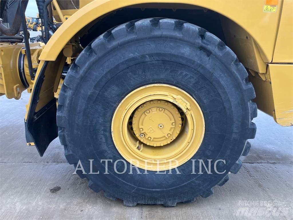 CAT 745-04 Karjeriniai savivarčiai
