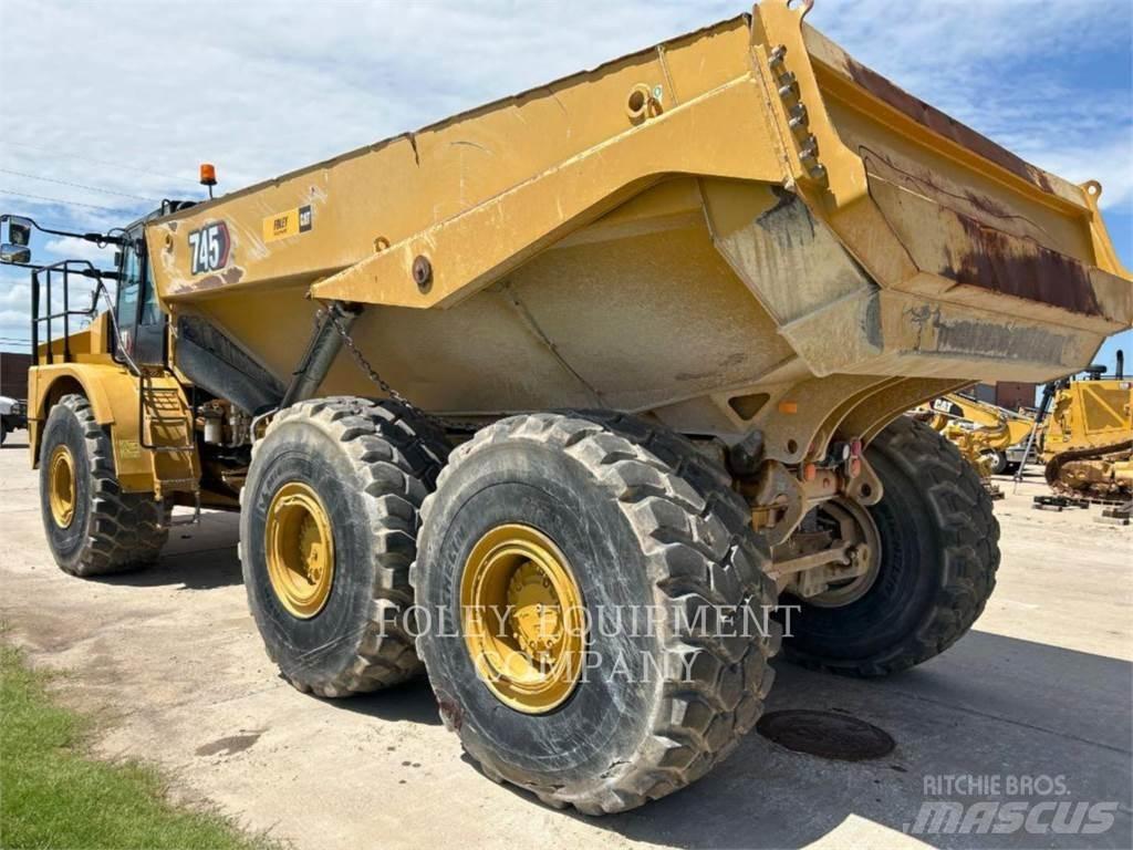 CAT 745-04 Karjeriniai savivarčiai