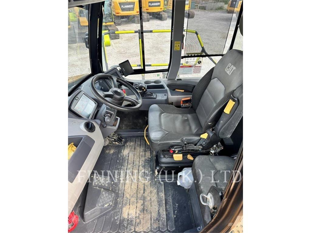 CAT 745-04 Karjeriniai savivarčiai