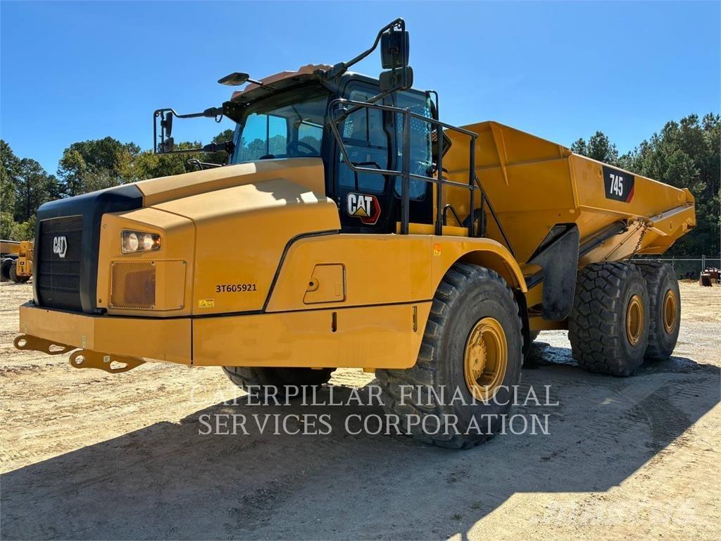 CAT 745-04 Karjeriniai savivarčiai