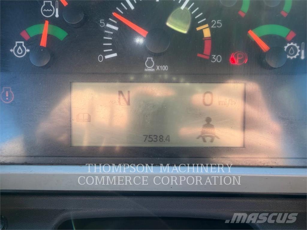 CAT 745-04 Karjeriniai savivarčiai