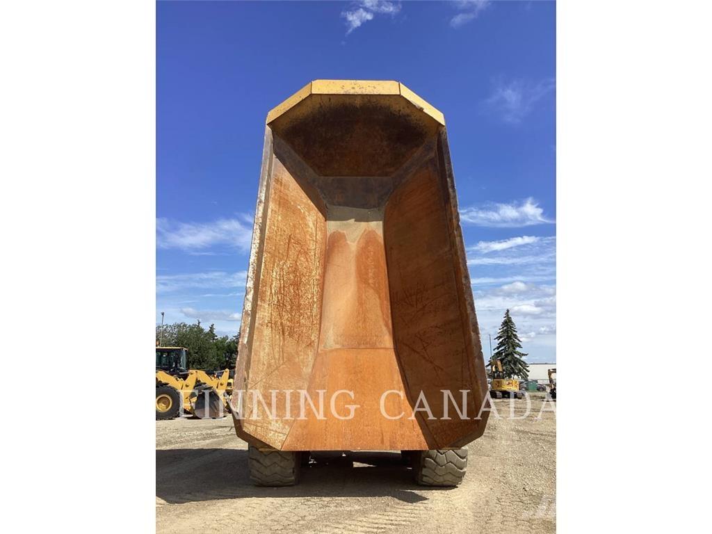 CAT 745-04 Karjeriniai savivarčiai