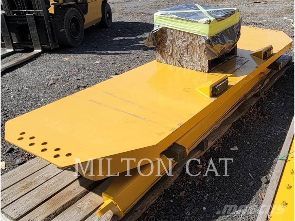 CAT 745 TAILGATE Važiuoklė ir suspensija