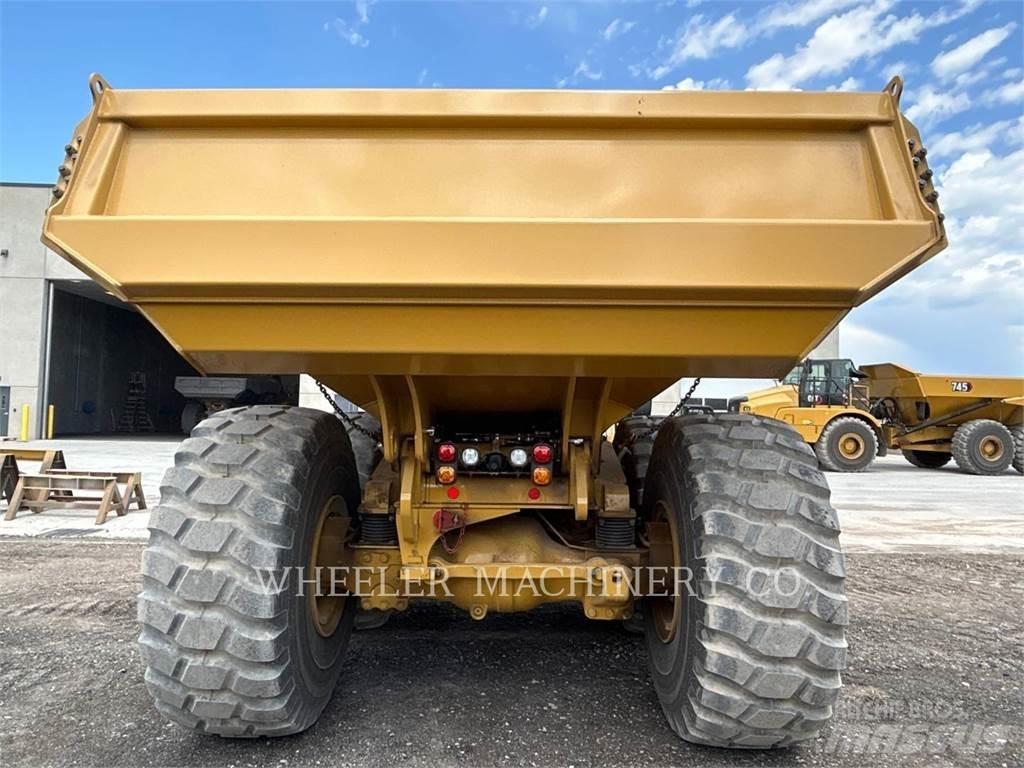 CAT 745 TG Karjeriniai savivarčiai