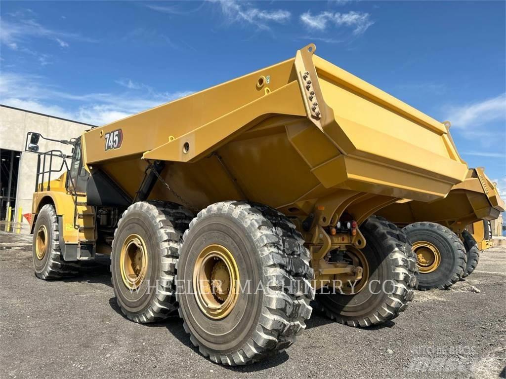 CAT 745 TG Karjeriniai savivarčiai