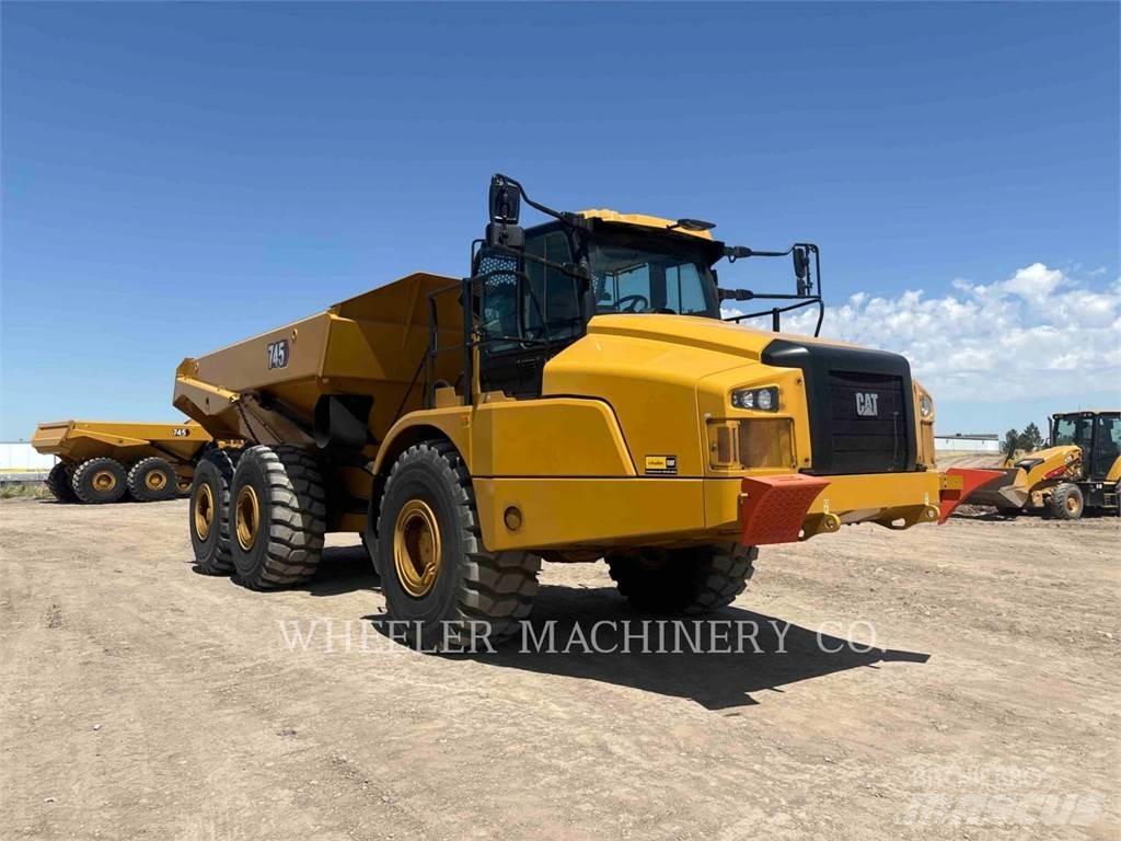 CAT 745 TG Karjeriniai savivarčiai